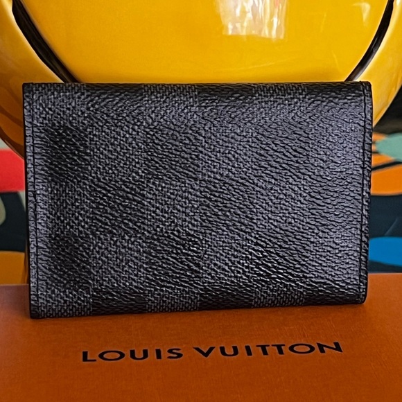 LOUIS VUITTON DAMIER GRAPHITE 6 RING KEYHOLDER (FULL INCLUSION) - Picture 4 of 11
